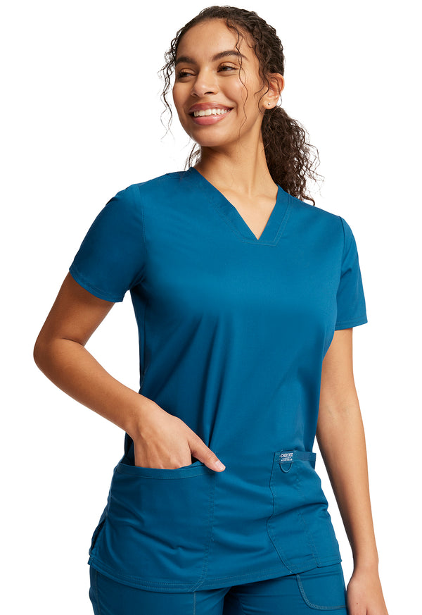 Women's 3 Pocket V-Neck Scrub Top 2XL - 5XL